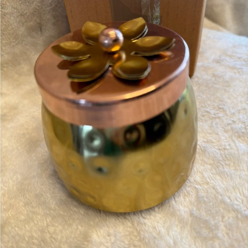 Copper Hammered Metal Jar with Flower top Box/Container/Chocolate/ Dry fruit Box